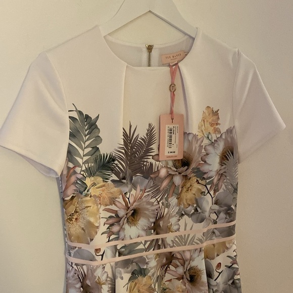 Ted Baker London Haylinn Woodland Jersey Skater Dress Floral Pink White Size S - Picture 7 of 12